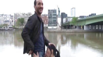 可爱的色情模特尼基斯凯勒在丝袜自慰